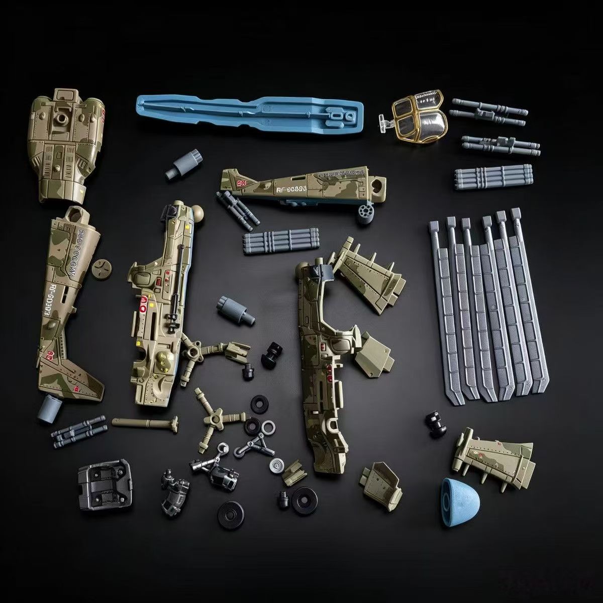 1/72 ヘリコプター Ka-52 アリゲーター 2人乗り攻 - Model Airplane Plastic のレビューと価格